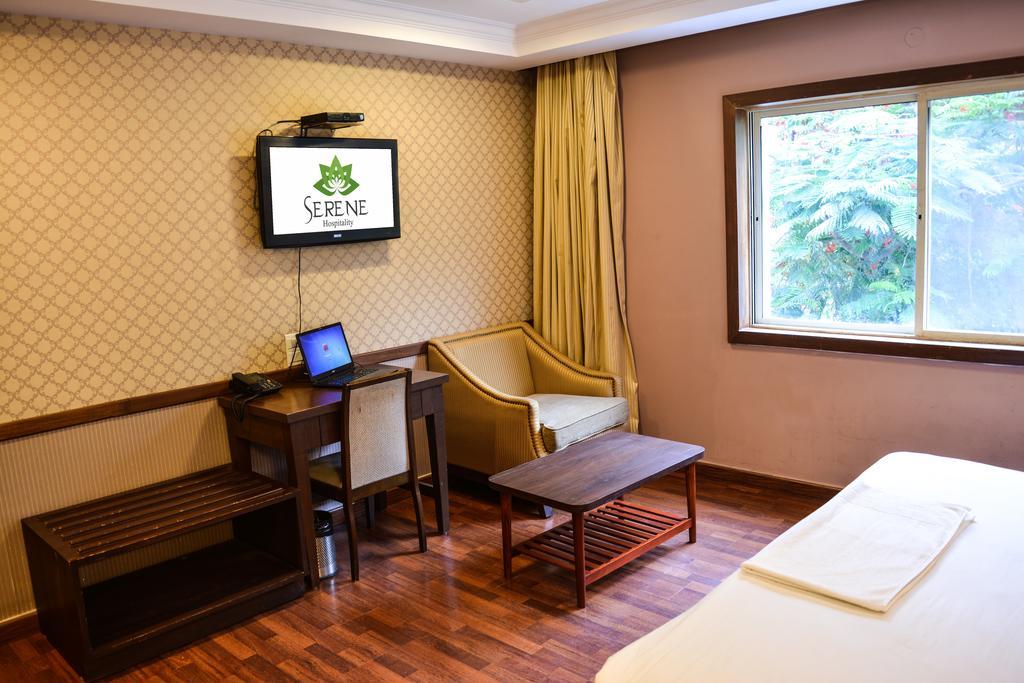 Serene Boutique Hotel Bangalore Buitenkant foto