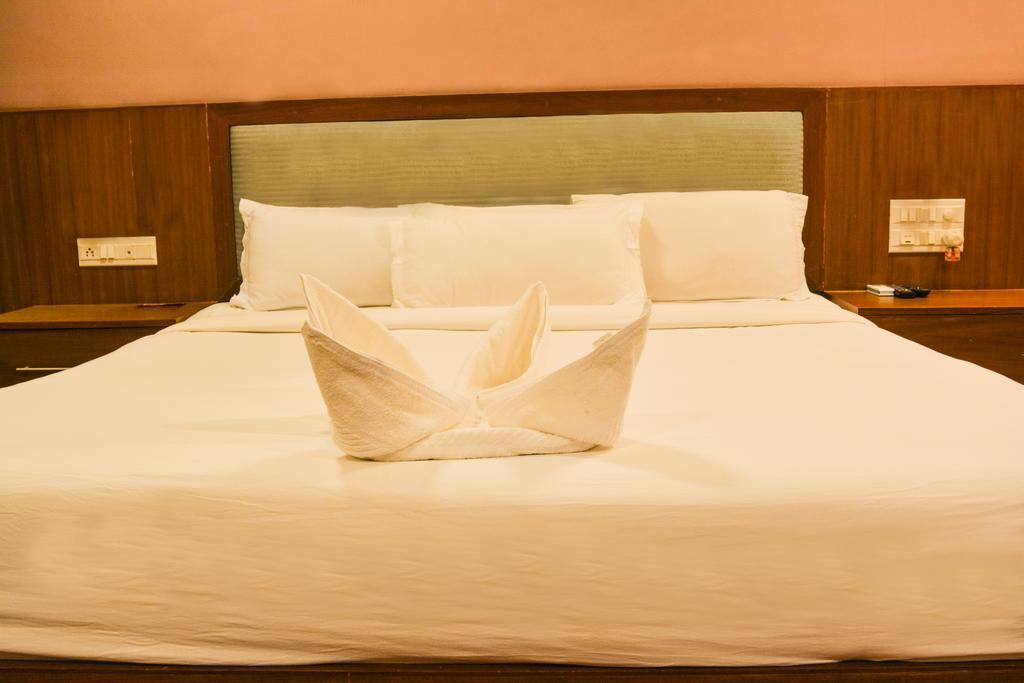 Serene Boutique Hotel Bangalore Buitenkant foto