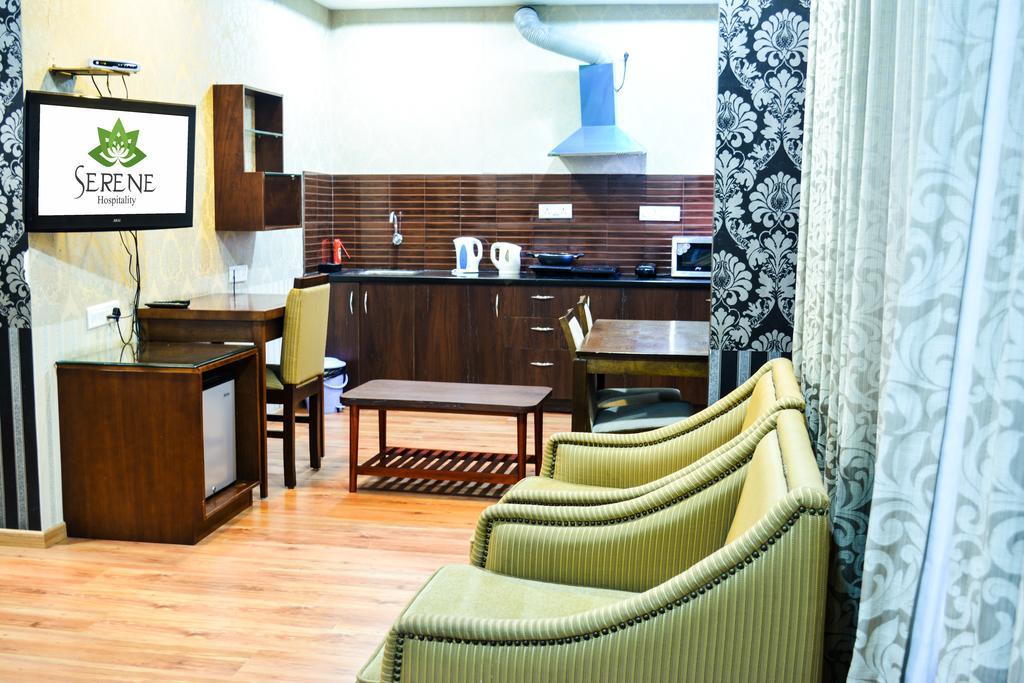 Serene Boutique Hotel Bangalore Buitenkant foto